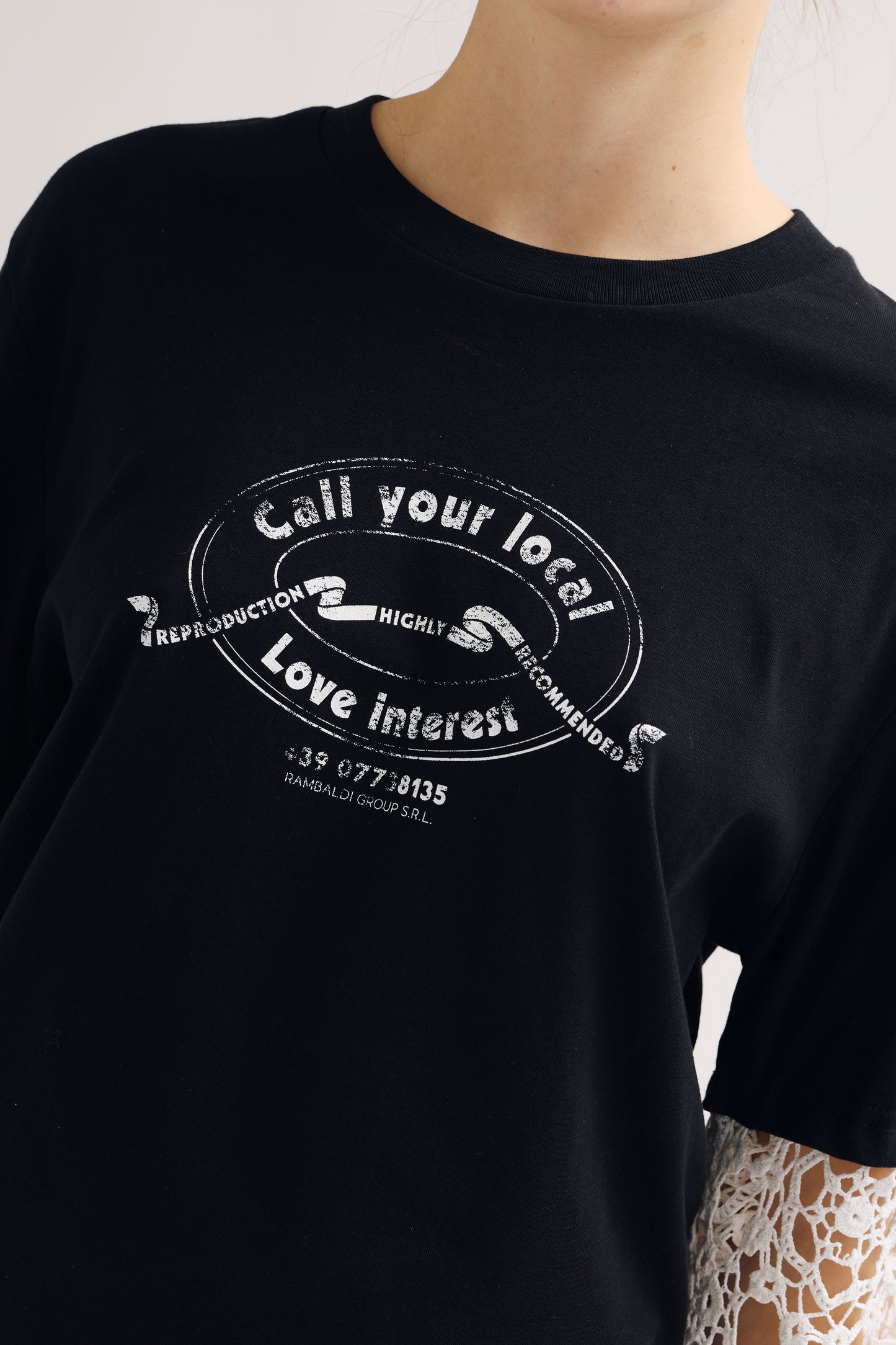 T-shirt Crochet Call your local love interest