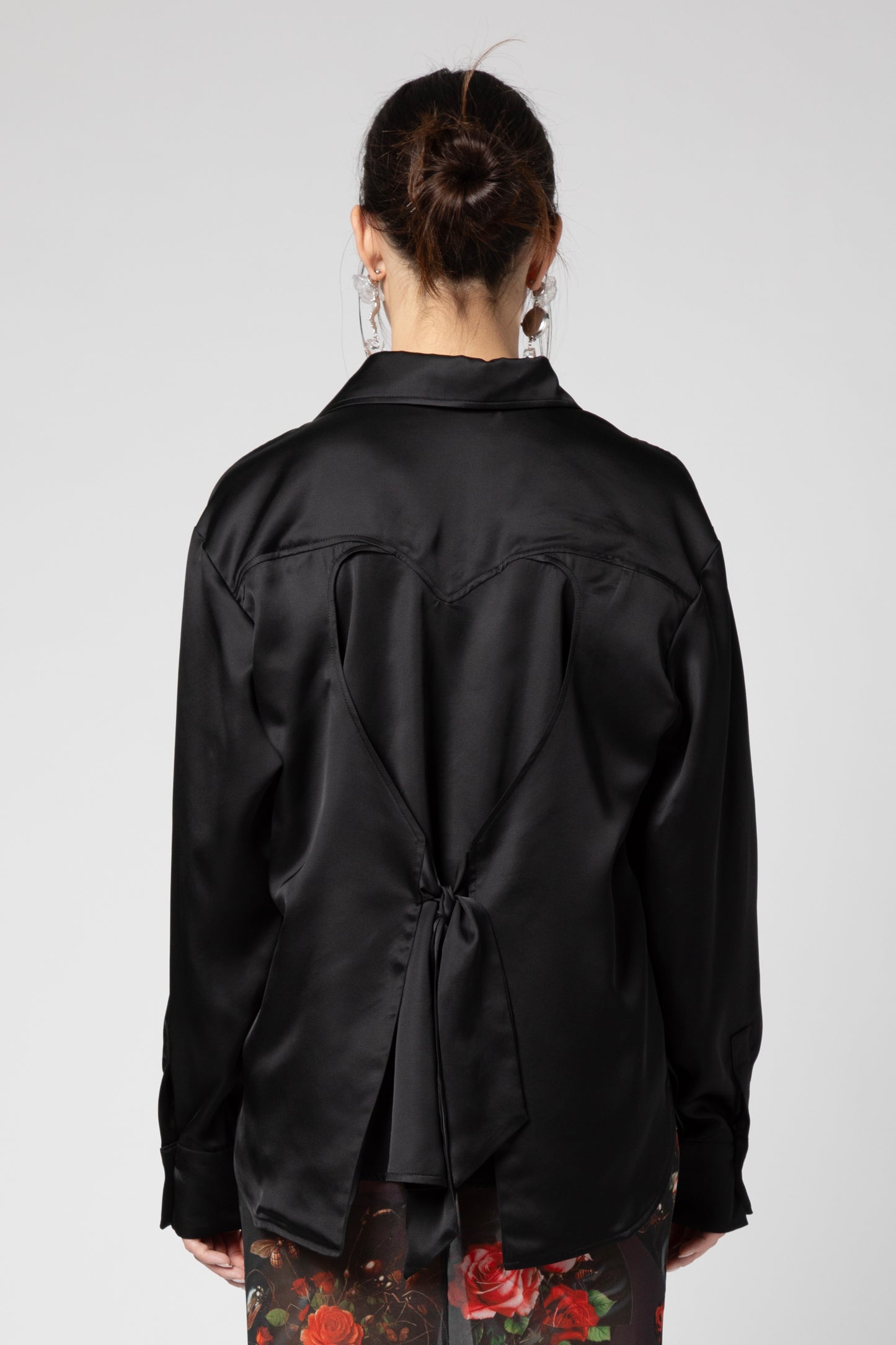 Camicia fiocco a cuore in raso