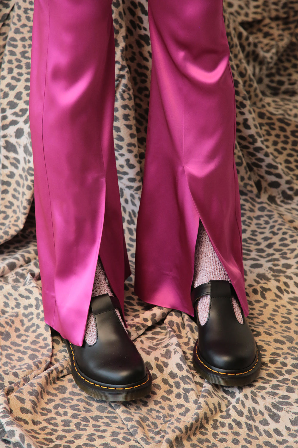 Pantalone in raso fucsia